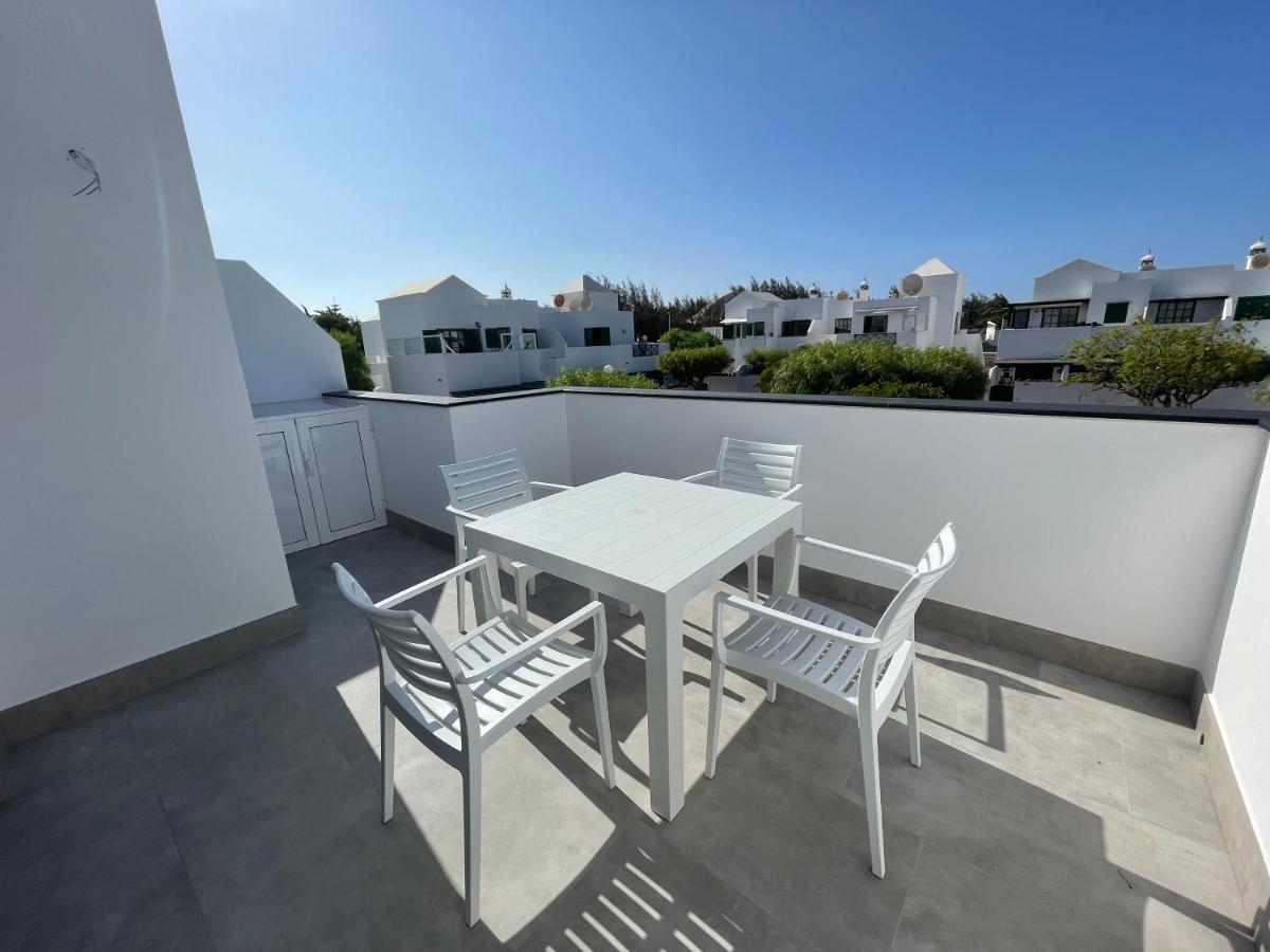Izaro Apartamento Atico De Lujo Cerca De Playa Dorada Playa Blanca  Ngoại thất bức ảnh