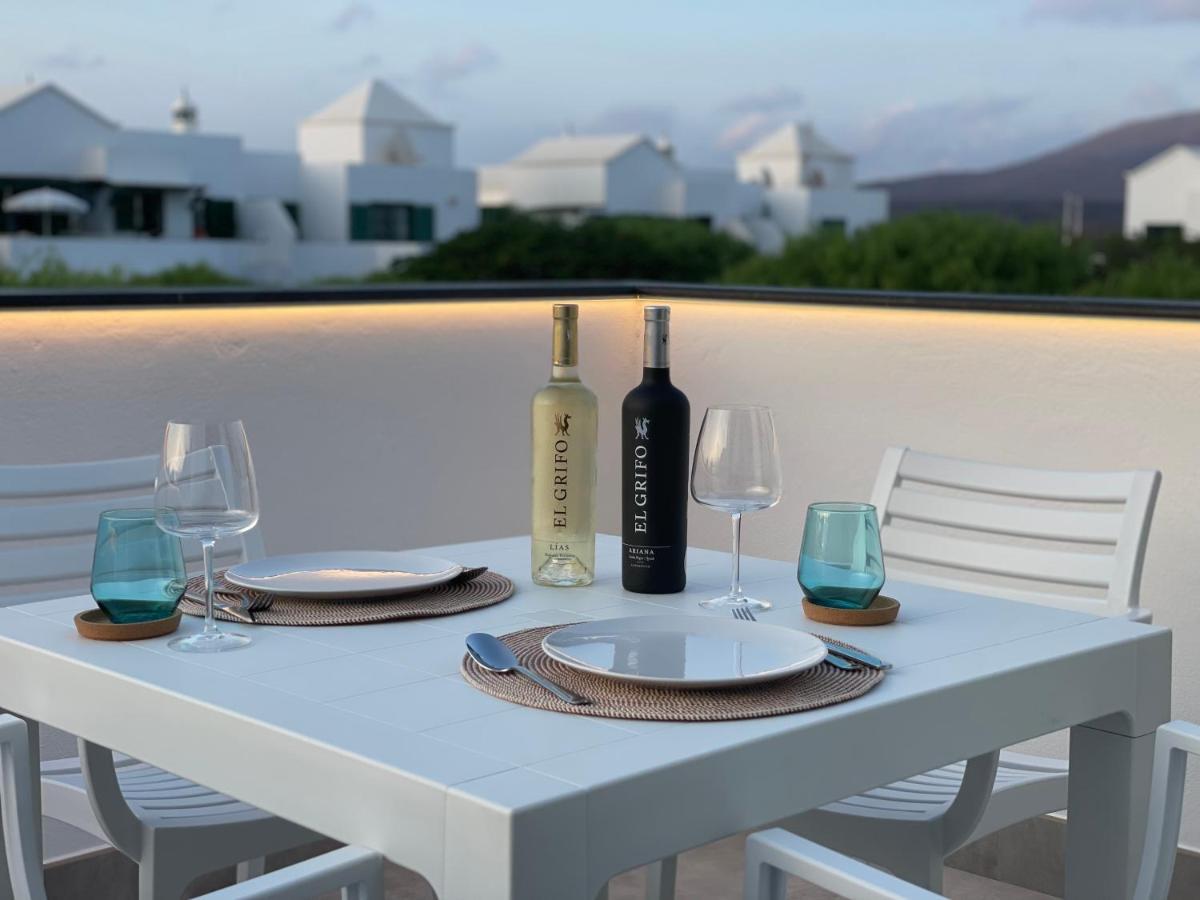 Izaro Apartamento Atico De Lujo Cerca De Playa Dorada Playa Blanca  Ngoại thất bức ảnh