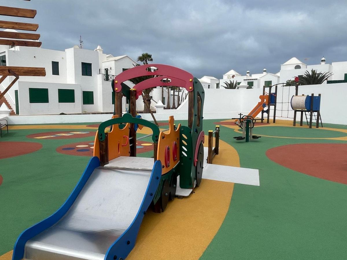 Izaro Apartamento Atico De Lujo Cerca De Playa Dorada Playa Blanca  Ngoại thất bức ảnh
