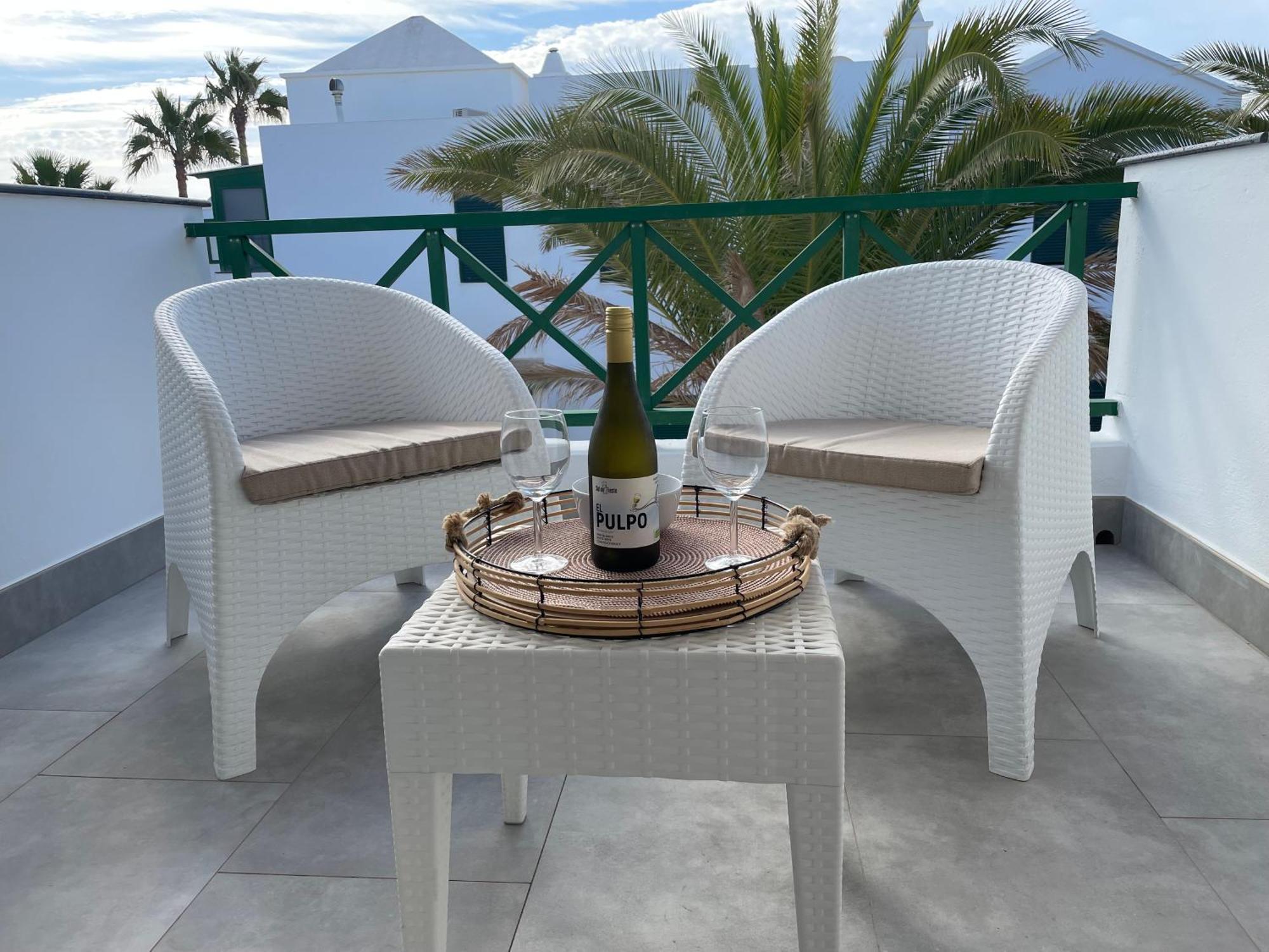 Izaro Apartamento Atico De Lujo Cerca De Playa Dorada Playa Blanca  Ngoại thất bức ảnh